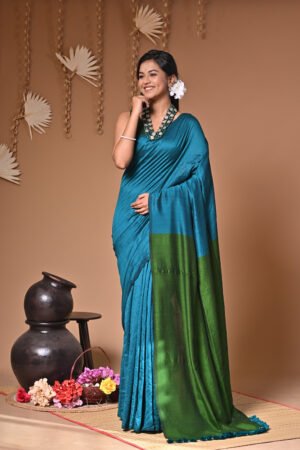Pure Cotton Dual-Colour Handloom Saree – Elegant & Breathable